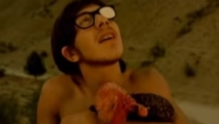 TRAGIČNA SUDBINA ČUVENOG PERHANA Znate ga iz filma "Dom za vešanje", a legendarni glumac je život okončao na brutalan način