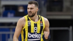 PARTIJA ŽIVOTA MARKA GUDURIĆA Srbin blistao, ali nije mogao sam, poraz Fenera pred meč sa Partizanom