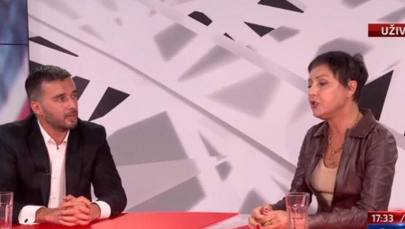 LAŽNI EKOLOG OSTAO BEZ TEKSTA Jelena Milić brutalno odgovorila Manojloviću! Postavila ga na mesto! (VIDEO)