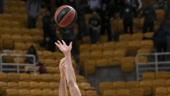 U SVAKOM REKORDU UČESTVOVAO JE GRČKI KLUB Srbin je gledao sa strane dok je obaran rekord Evrolige