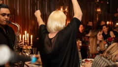 VESNA ZMIJANAC U VENČANICI, KEMIŠ U ODELU! Isplivale fotografije sa venčanja poznatog para, nećete ih prepoznati! (FOTO)