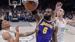 SRBIN NIJE MOGAO PROTIV KRALJA! Pokuševsi dobar u porazu od Lejkersa, Dončić nije mogao sam! (VIDEO)