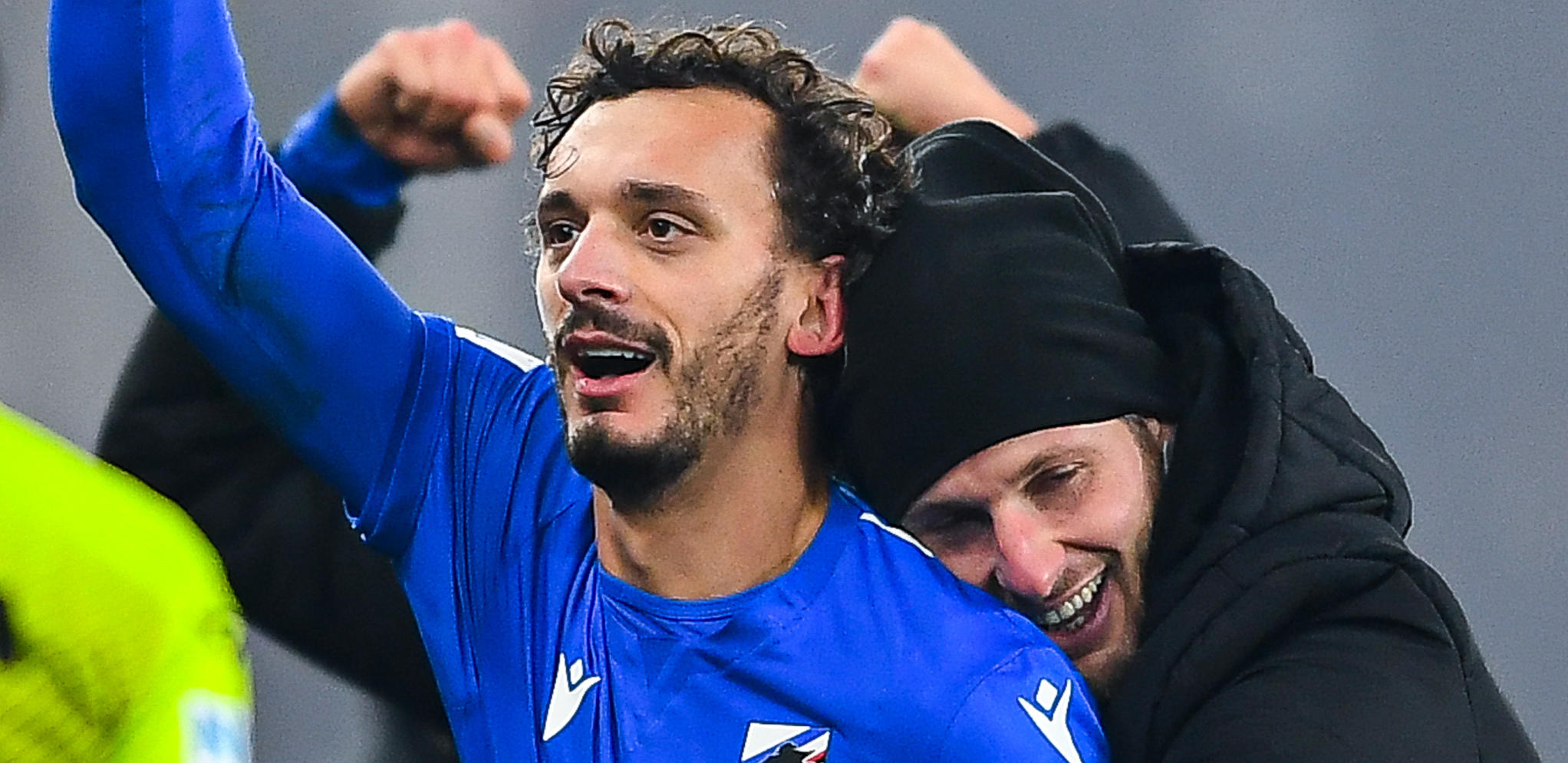 NESTVARNA SCENA U SERIJI A! Fudbaler Sampdorije izašao sa terena, pa postigao gol za svoju ekipu! (FOTO)