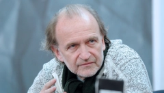 SUPRUGA I ON SU ZVEZDE SERIJE "CRNA SVADBA" Glumac je dugo bio u medijskoj ilegali, a sada je odlučio da progovori o detaljima svog života