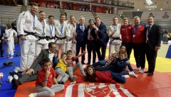 ISTORIJSKI USPEH SRPSKIH KLUBOVA U LIGI ŠAMPIONA Zvezda vicešampionski, Slavija bronzana