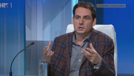 KOLIKO BEDAN MORAŠ BITI DA SE OVAKO UNIZIŠ Pogledajte šta priča beskičmenjak Kesić: Pređemo iz Srbije u Hrvatsku, kad ono, nema snega, samo sunce, blagdan i muzika