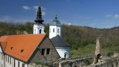 SKRIVENI BISER NA OBRONCIMA FRUŠKE GORE Na ovom mestu napisana je Himna Svetom Savi!