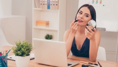 DVE BOJE UČINIĆE IH POSEBNIM Našminkajte braon oči kao profesionalac