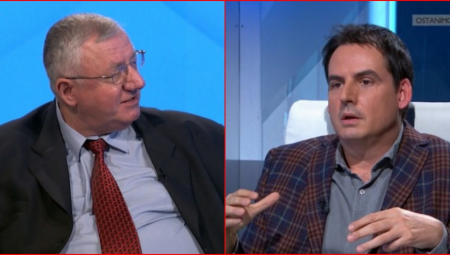 ŠEŠELJ UNIŠTIO VODITELJA ZBOG ULIZIVANJA HRVATIMA Zoran Kesić - kmetska duša na kolenima pred neprijateljima srpskog naroda