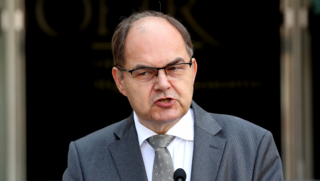 KRISTIJAN ŠMIT OPET PROVOCIRA Tvrdi da ima ovlašćenja i da je nametnuo Republici Srpskoj ove odluke