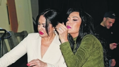 GOCU I ZLATU NAPAO NEPOZNATI MUŠKARAC Pevačice doživele neprijatnost na pumpi!