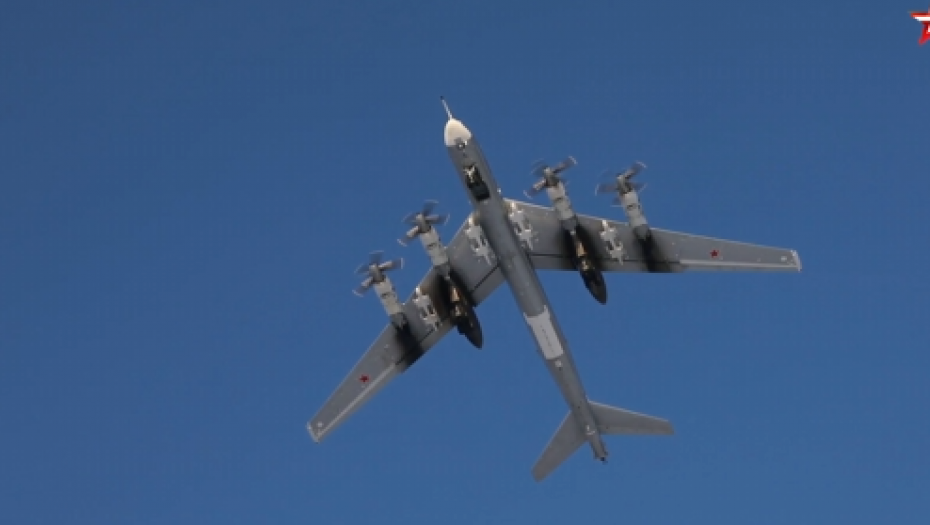 GRMI PUTINOVA NUKLEARNA TRIJADA Ova akcija izaziv strah kod neprijatelja (VIDEO)