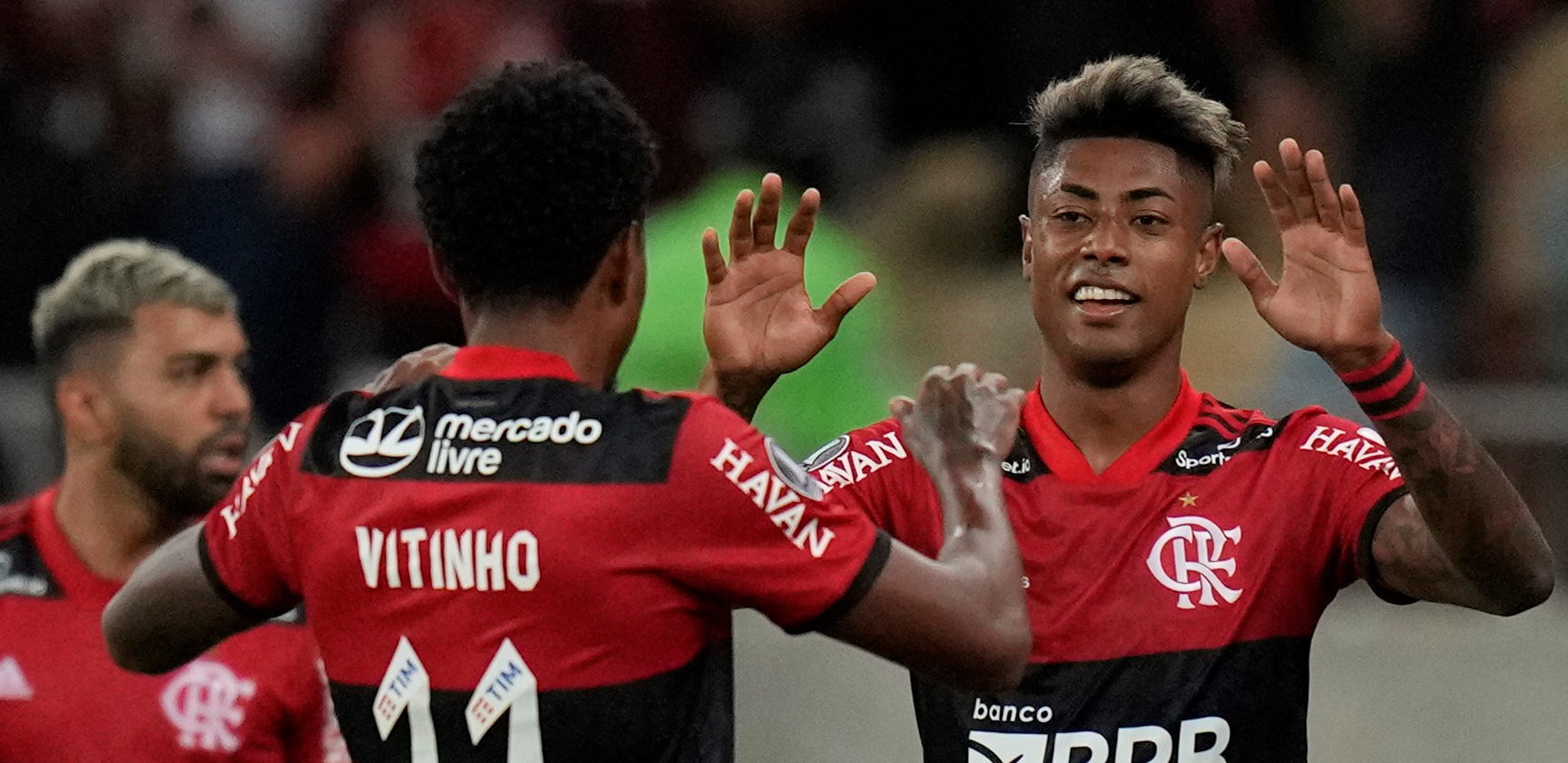 KAKVA BOMBA! Osvojio duplu krunu sa Crvenom zvezdom, a sada preuzima Flamengo!