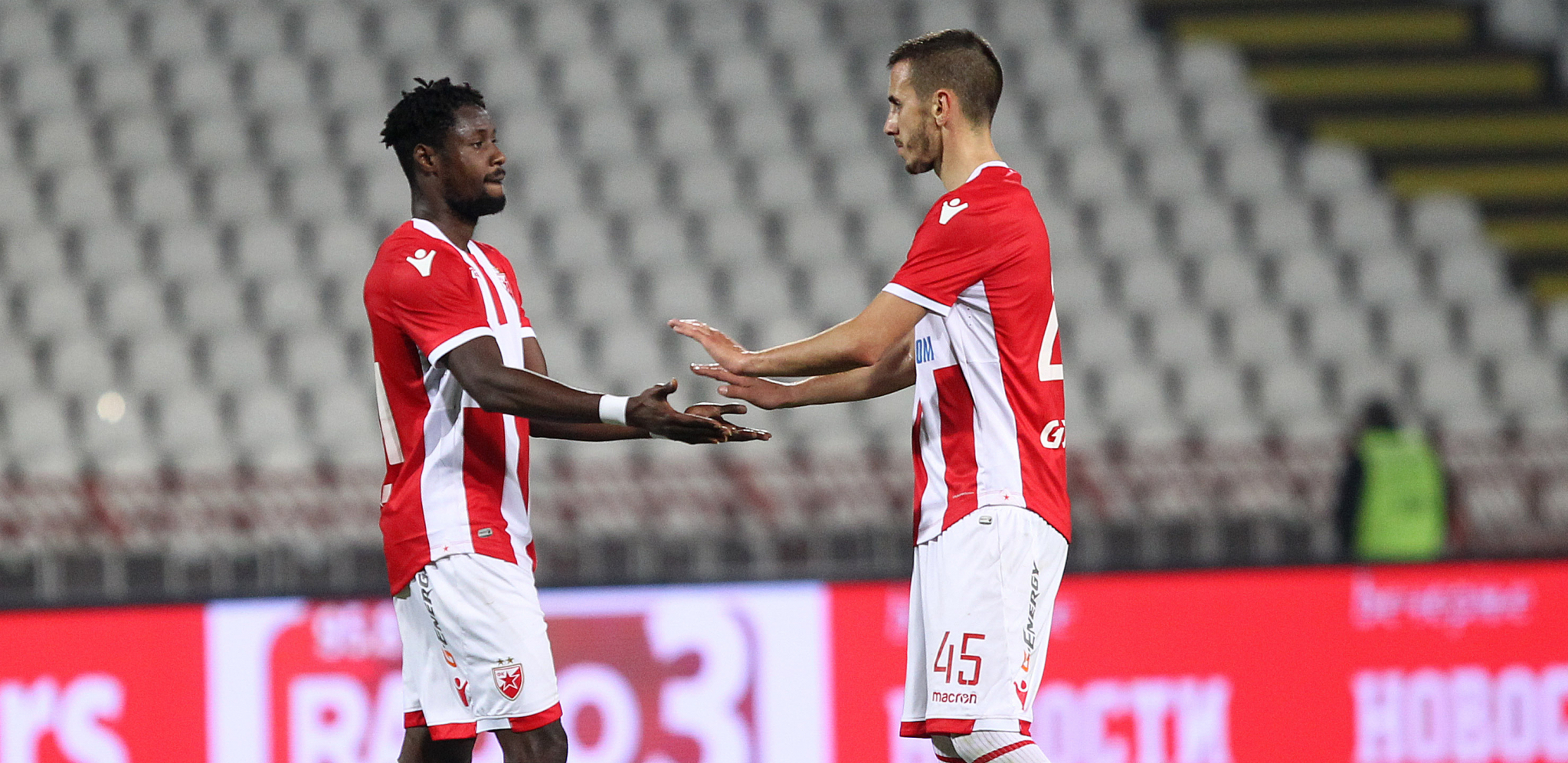 BOMBA NA "MARAKANI" Zvezda dovela napadača, vratio se čovek koji je već rešetao u crveno-belom dresu