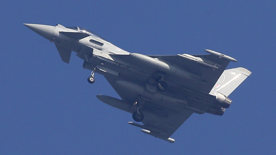 SRBIJA PREGOVARA SA BRITANCIMA? Tiče se nabavke 12 lovaca bombardera