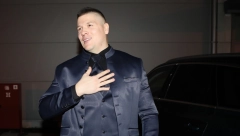 SLOBA RADANOVIĆ HITNO IDE NA OPERACIJU SMANJENJA POLNOG ORGANA Pevač iznenada saopštio odluku, a evo šta ga sve čeka!