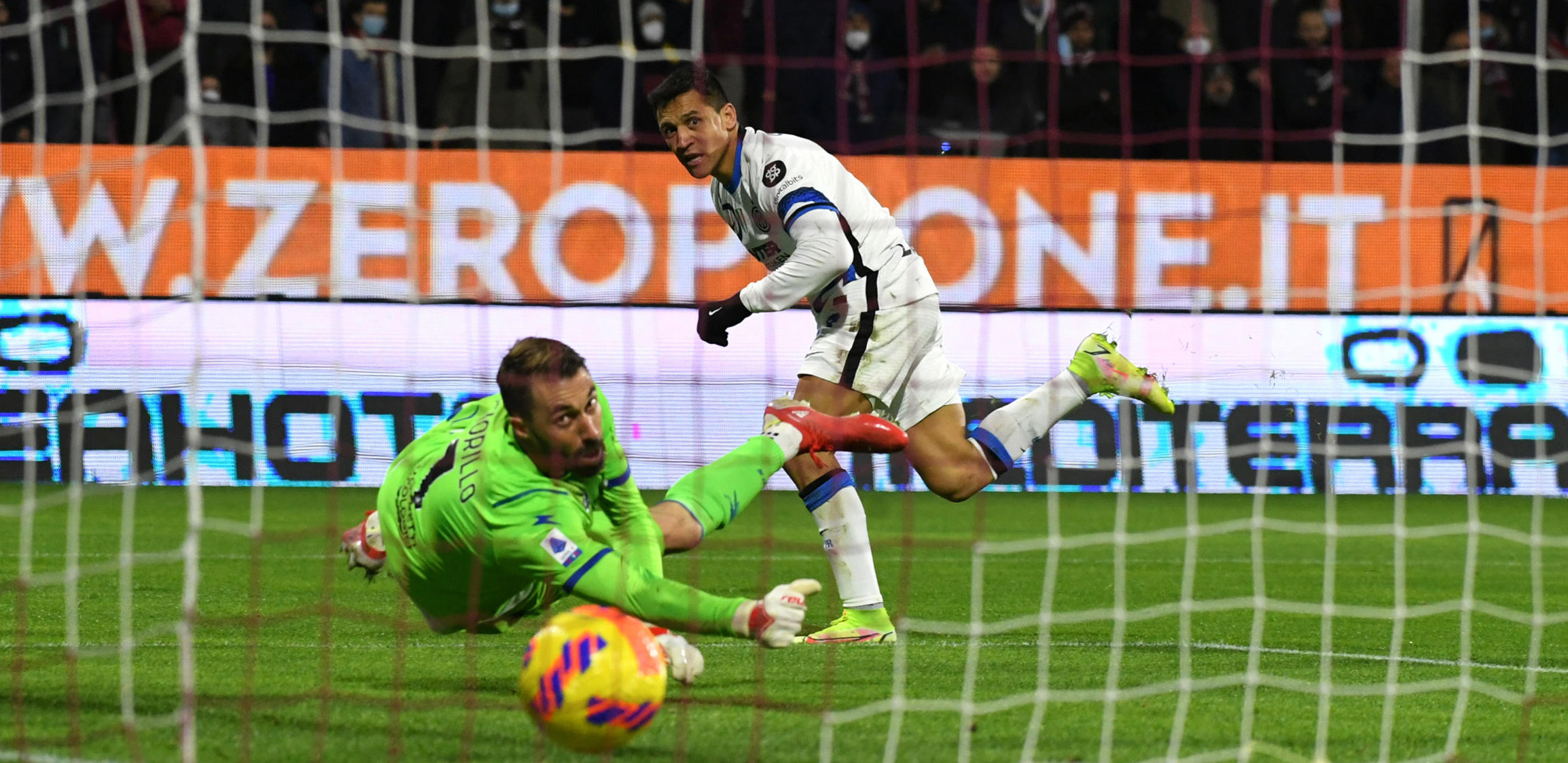 ZVANIČNO Sančez je novi-stari igrač Intera