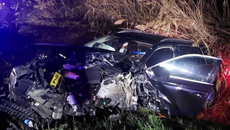ČUDO KOD BAČKOG PETROVCA Stravične scene nesreće, automobili skroz uništeni, a svi živi (VIDEO)