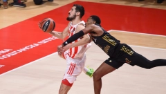 IZGLEDA DA JE GOTOVO Kalinić presekao, čekaju ga milioni