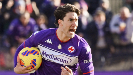 KAPELO NAJAVIO VLAHOVIĆEV TRANSFER! Legendarni stručnjak jednom rečenicom razočarao sve u Italiji!