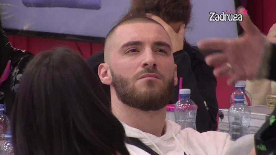 VELIKI ŠEF DONEO HITNU ODLUKU! Mensur Ajdarpašić žestoko kažnjen zbog nasrtaja na Krleta, ovome se niko nije nadao!