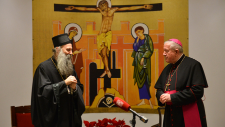 PATRIJARH POSETIO NADBISKUPA Porfirije obišao radove na Marijanumu (FOTO)