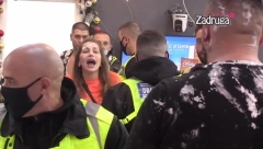 ODREKAO TE SE BABO KAD JE VIDEO KAKO TE KA*AM Car izvređao Dalilu kao nikad pre, ona izgorela od besa!