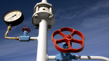 CENA GASA U EVROPI GALOPIRA Dostigla 3.000 dolara!