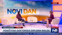 PRIMER ĐILASOVOG "NEZAVISNOG" NOVINARSTVA Novinarka lista "Danas": Opozicija mora nekako da pobedi, moramo blokirati saobraćaj