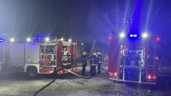 VELIKI POŽAR U ĆUPRIJI Angažovana i vatrogasna vozila iz Jagodine (FOTO)