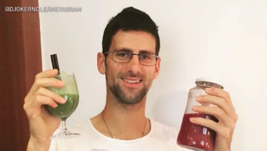 NOVAK ĐOKOVIĆ DO DETALJA OBJASNIO ZAŠTO NE JEDE MESO I MLEKO Porodica je bila zabrinuta u početku, ali pokazalo se drugačije (VIDEO)