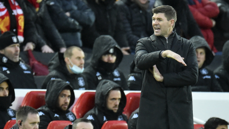 KORONA BAŠ MUČI PREMIJERLIGAŠE Poznati trener mora da pauzira, jedan meč su već propustili, ko zna šta ih tek čeka