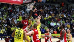 FENERBAHČE OSLABLJEN!  Đorđević duže neće moći da računa na dva bitna igrača!