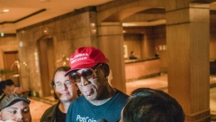 UPOZNAO PUTINA, DRUŽIO SE SA KIMOM Najluđa NBA glava ikada putuje u Rusiju da oslobodi osuđenu košarkašicu