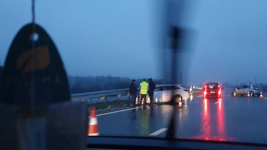 Detalji stravične nesreće u Novom Pazaru: Teško povređeni vozaž, trudnica i dete (3), četiri osobe na mestu poginule