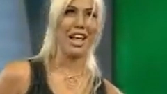 ONA NIJE MOJA SESTRA Kebina naslednica brutalno popljuvala vanbračnu ćerku svog oca, nije je štedela