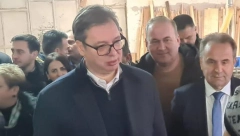 PREDSEDNIK VUČIĆ U SUZAMA Zagrlio oca poginulog mladića, izjavio mu saučešće i zamolio ga jednu stvar