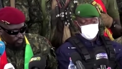 IZVRŠIO DRŽAVNI UDAR, PA PORUČIO FUDBALERU PARTIZANA I ZVEZDAMA LIVERPULA: Donesite trofej ili vratite pare koje smo uložili u vas! (FOTO)