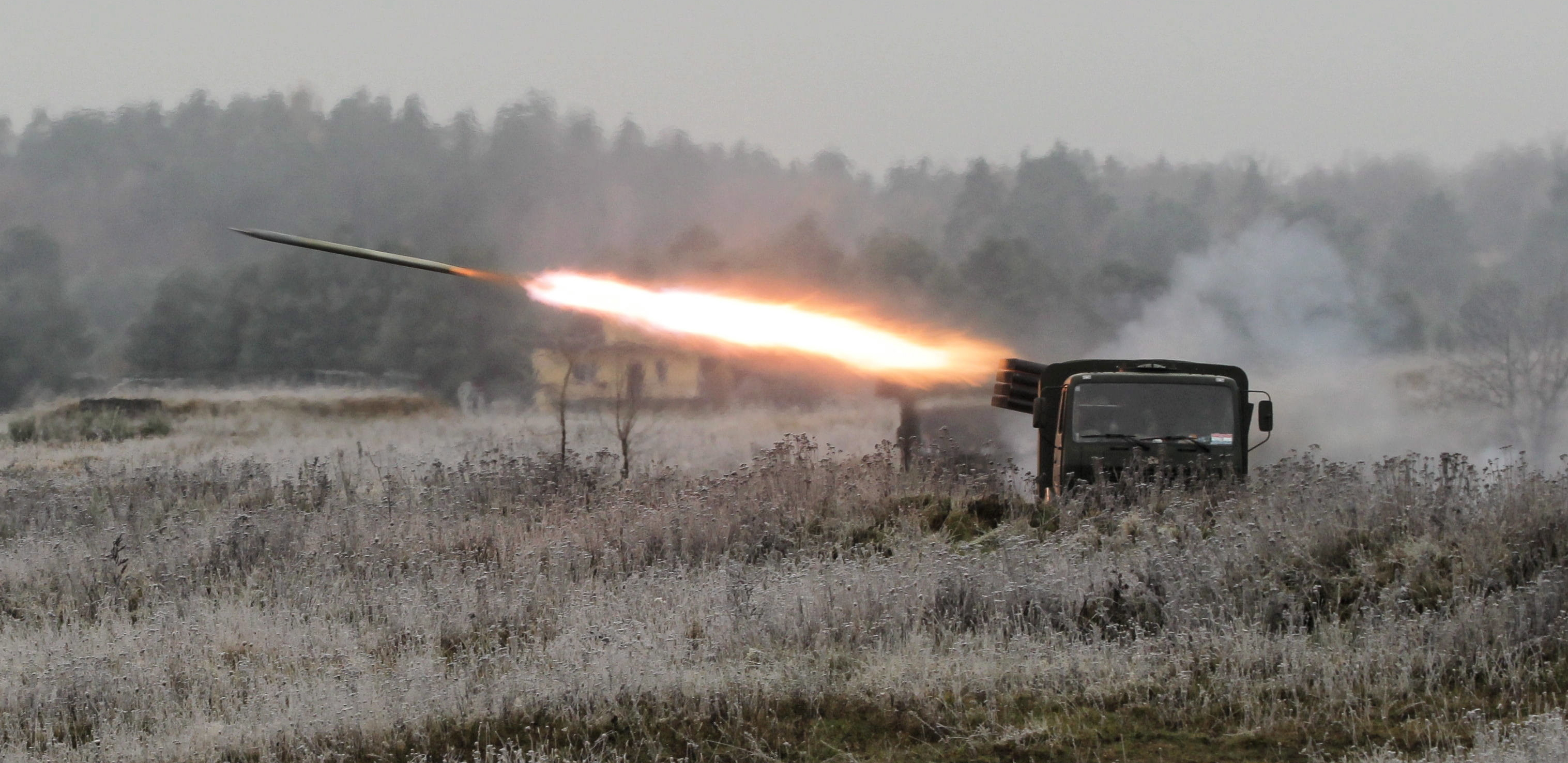 RAĐANJE NAJJAČE KOPNENE VOJSKE U EU Njeni građani rado idu u vojnike, a panični strah od Rusije naterao je ovu zemlju da kupuje oružje od Južne Koreje