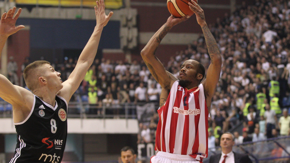 PRETILI MU SMRĆU, POLICIJA GA ČUVALA! Ispovest košarkaša koji je igrao za Partizan, pa prešao u Zvezdu!