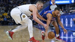 KARI USPAVAO JOKIĆA I NAGETSE Provokacija najboljeg šutera o kojoj bruji internet (VIDEO)