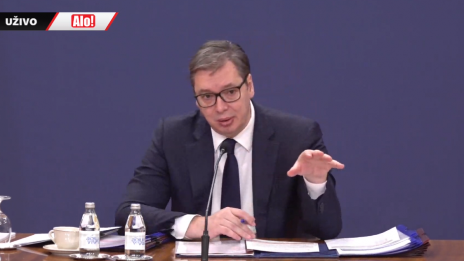 "SREBRENICA JE BILA STRAŠNA, ALI TREBA SE SETITI I ZLOČINA PREMA SRBIMA!" Vučić odgovorio da li je gledao film "Quo Vadis, Aida?"