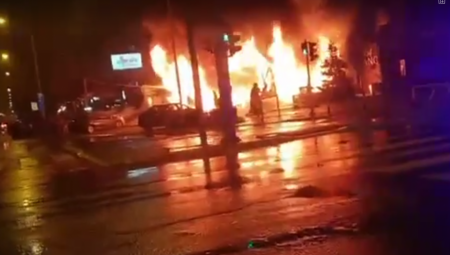 TRAGEDIJA U FILADELFIJI, STRADALA I DECA U požaru u stambenoj zgradi najmanje 13 mrtvih (VIDEO)