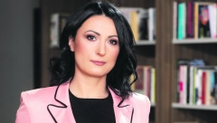 VLADANKA MALOVIĆ ODGOVORILA PONOŠU Jesi li se vratio u Srbiju, ili se još uvek brčkaš na moru u Lijepoj njihovoj?