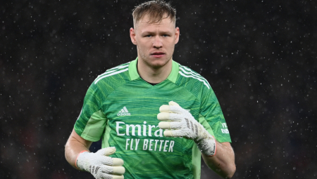 GAĐALI SU ME KOVANICAMA! Golman Arsenala ispričao zanimljivu anegdotu!