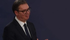 PREDSEDNIK VUČIĆ OTKRIO U našoj kući se nije slavila Nova godina, otac nije dozvoljavao jelke! Jednom je majka donela...
