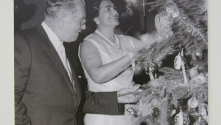 NEKO NA DVORU, NEKO U MENZI Kako se nekad slavila Nova godina