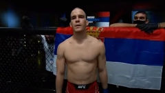 BILA JE OVO NAJTEŽA GODINA, ALI IZAŠAO SAM KAO POBEDNIK! UFC borac Duško Todorović  za "Alo.rs" o turbulentnom periodu, saobraćajnoj nesreći i trijumfu koji je sve to izbrisao!