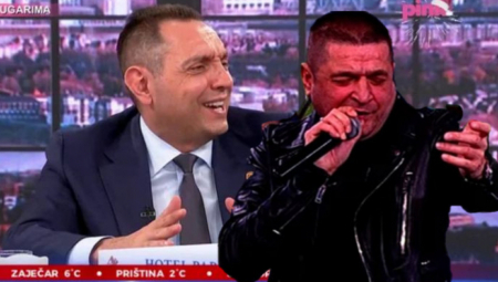 VULIN I JOVANA JEREMIĆ U EUFORIJI Ministar zapevao hitove Baje Malog Knindže za Novu godinu (VIDEO)