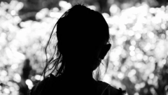 ALARMANTNO! MLADIĆI JURE DEVOJČICE JER NJIMA MOGU DA GOSPODARE! Veze muškaraca od dvadesetak godina sa maloletnicama je sve učestalija